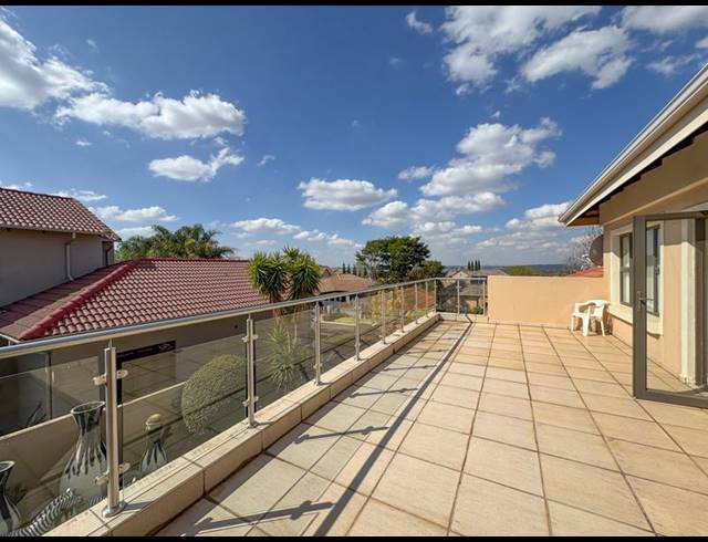 4 BEDROOM HOUSE FOR SALE IN MIDLANDS ESTATE